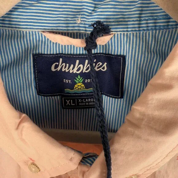 NWT Chubbies On Fridays We Wear Pink Beach Vacation Shirt XL Short Sleeve - Picture 3 of 6